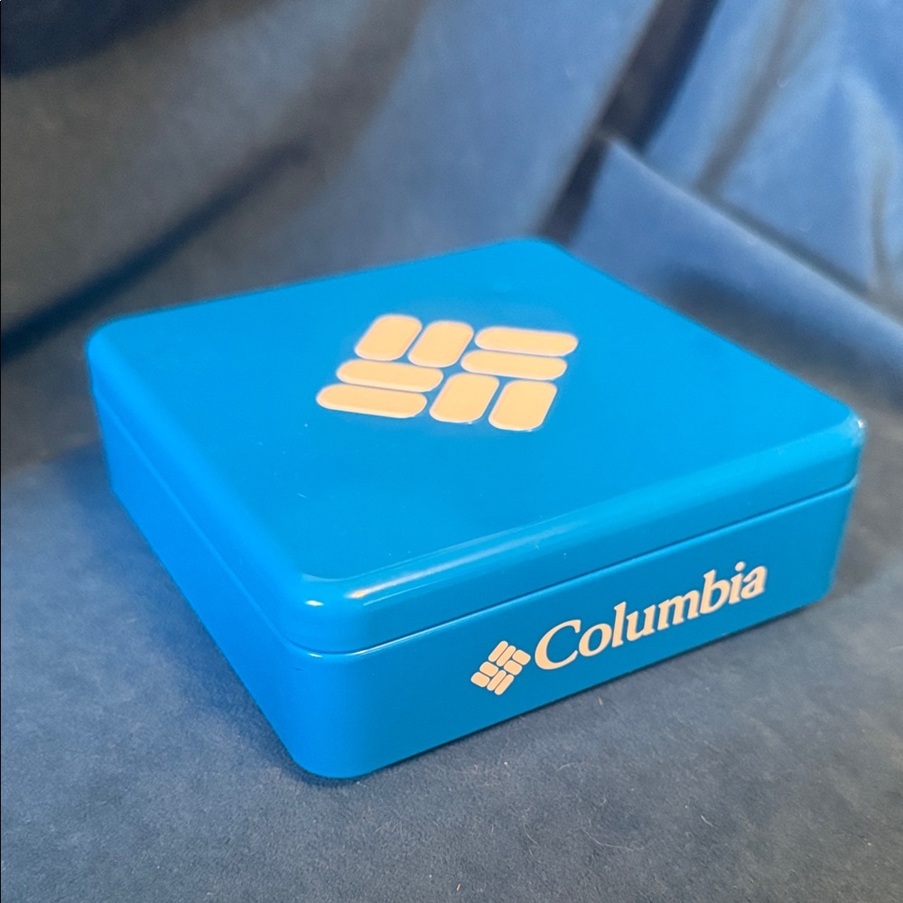 Columbia Blue and white Logo Tin